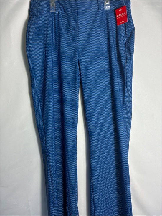 SPANX Pants - NWT SPANX Women’s Sunshine Kick Flare Pant in Geo Scape Blue - Size Large